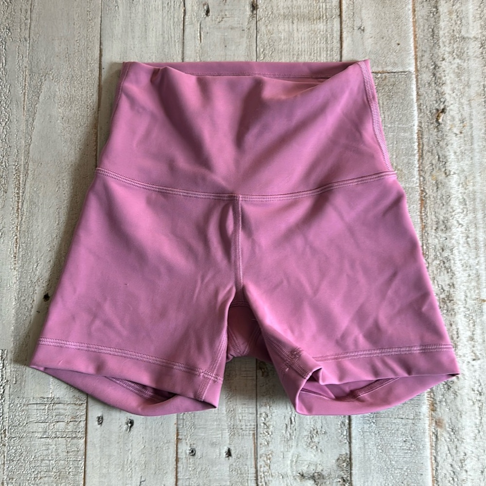 Lululemon wunder train